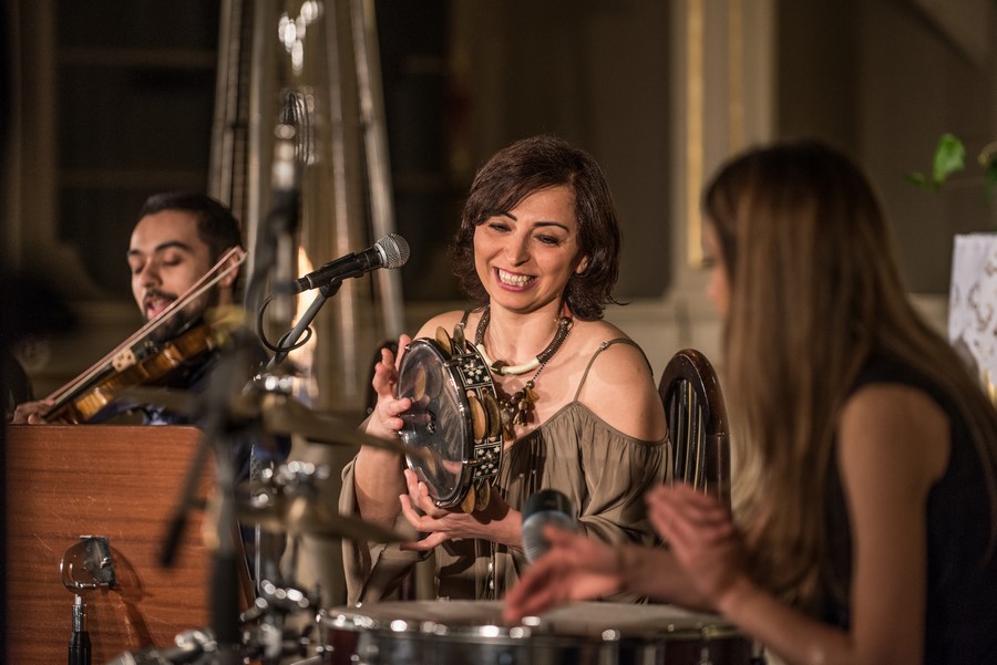 Selda Özturk, Koncert Głosy z rodzinnych stron, VoicEncounters, Instytut im. J. Grotowskiego, fot. Maciej Zakrzewski